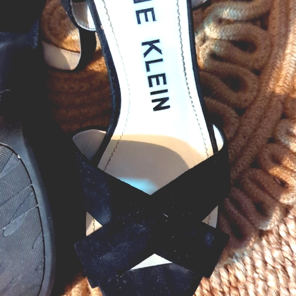Anne Klein Swede Sandal - Picture 4 of 5